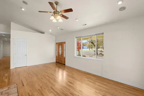 6400 Rogue River Drive Shady Cove OR 97539