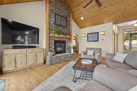 179 Highland Meadow Loop Redmond OR 97756
