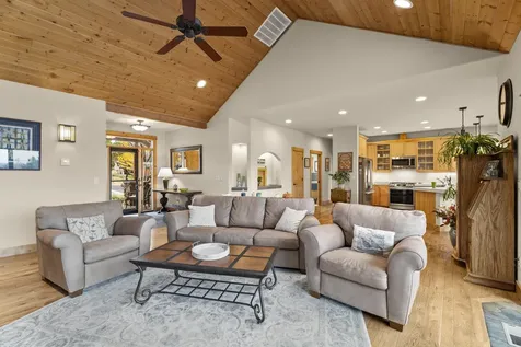 179 Highland Meadow Loop Redmond OR 97756