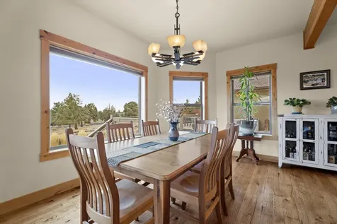 179 Highland Meadow Loop Redmond OR 97756