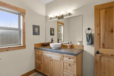 179 Highland Meadow Loop Redmond OR 97756