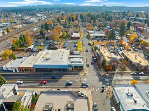 67 NW Greenwood Avenue Bend OR 97703