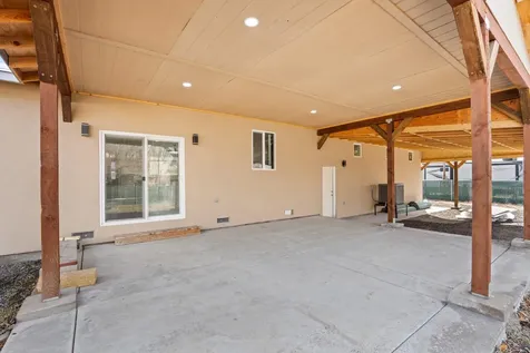 950 S K Street Lakeview OR 97630