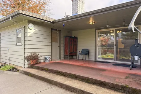 571 NW Wade Street NW Estacada OR 97023