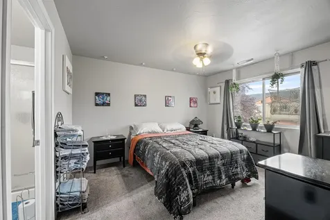 7635 Coloma Street White City OR 97503