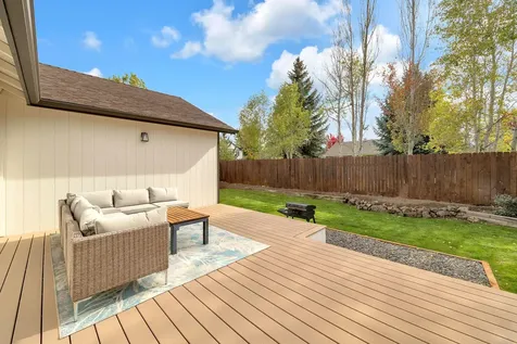 21347 Starling Drive Bend OR 97701