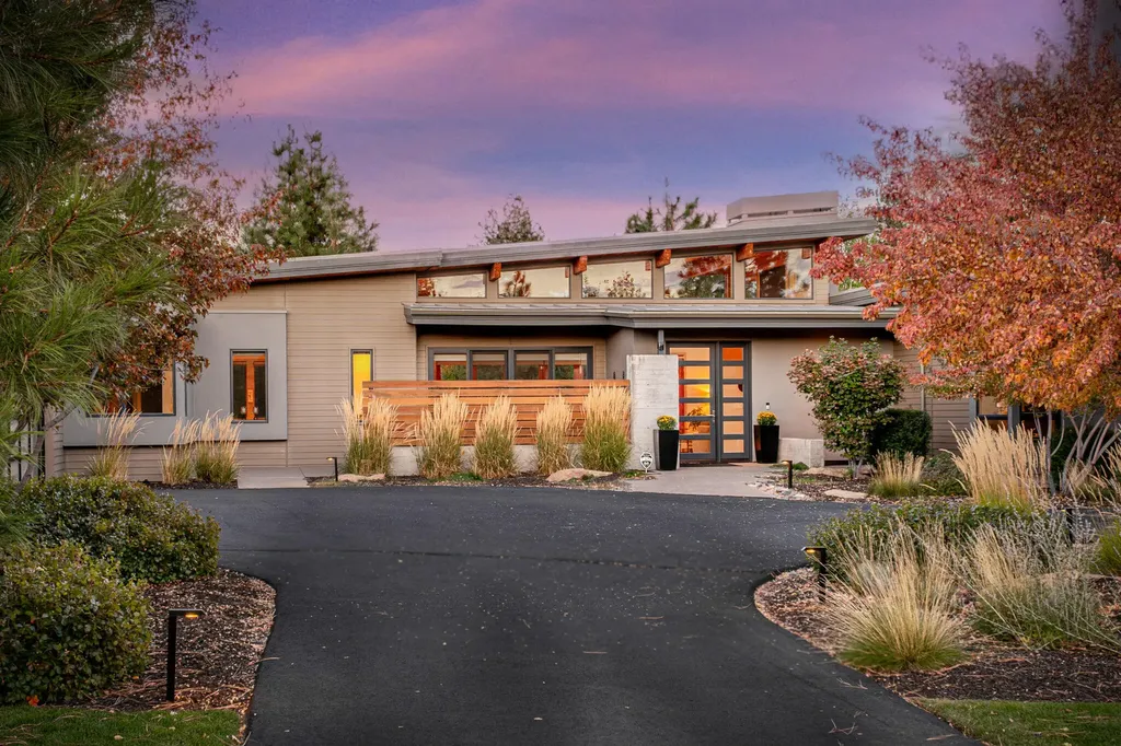 61612 Hosmer Lake Drive Bend OR 97702