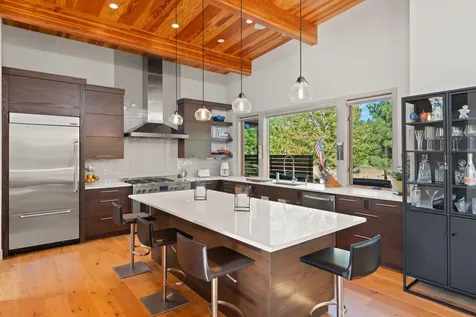 61612 Hosmer Lake Drive Bend OR 97702
