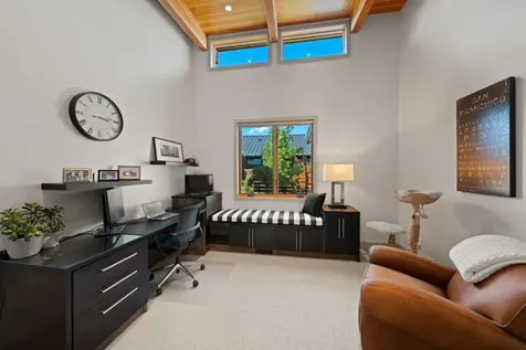 61612 Hosmer Lake Drive Bend OR 97702