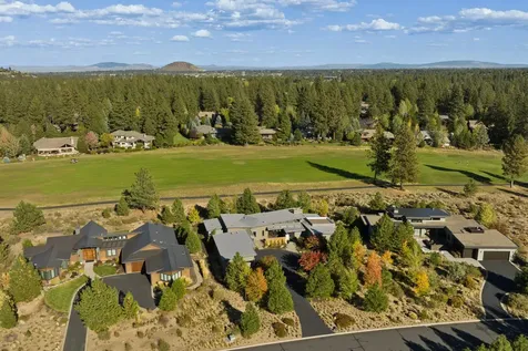 61612 Hosmer Lake Drive Bend OR 97702