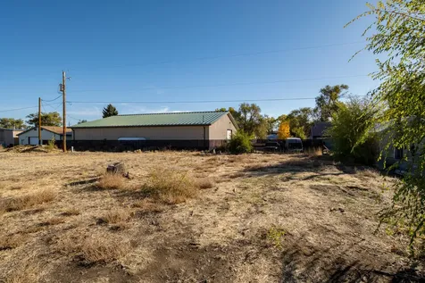 334 SE Warsaw Street Redmond OR 97756
