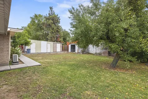 5714 Schiesel Avenue Klamath Falls OR 97603