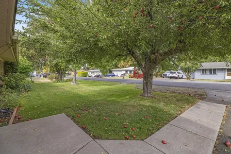 5714 Schiesel Avenue Klamath Falls OR 97603