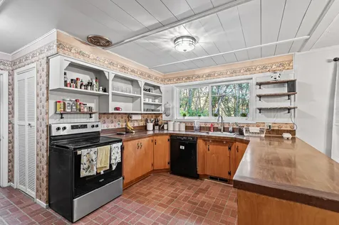 10665 Redwood Highway Wilderville OR 97543