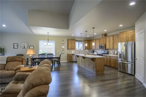 2745 SW 32nd Street Redmond OR 97756