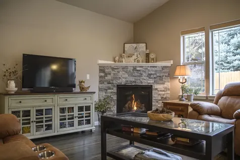 2745 SW 32nd Street Redmond OR 97756