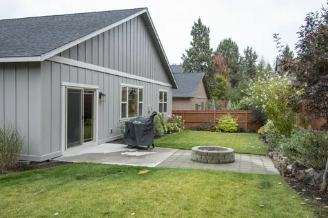 2745 SW 32nd Street Redmond OR 97756