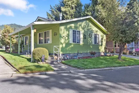 206 NW Creekside Drive Grants Pass OR 97526