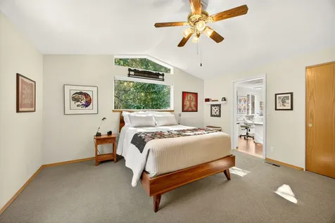 250 Cambridge Drive Grants Pass OR 97526