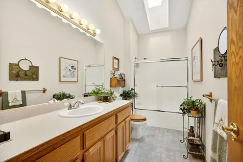 250 Cambridge Drive Grants Pass OR 97526