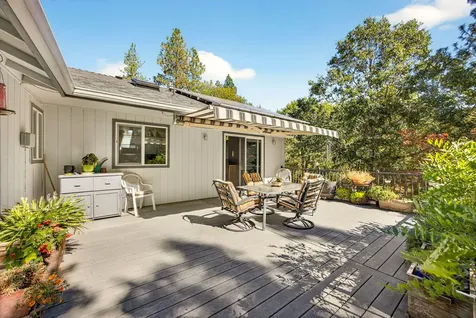 250 Cambridge Drive Grants Pass OR 97526