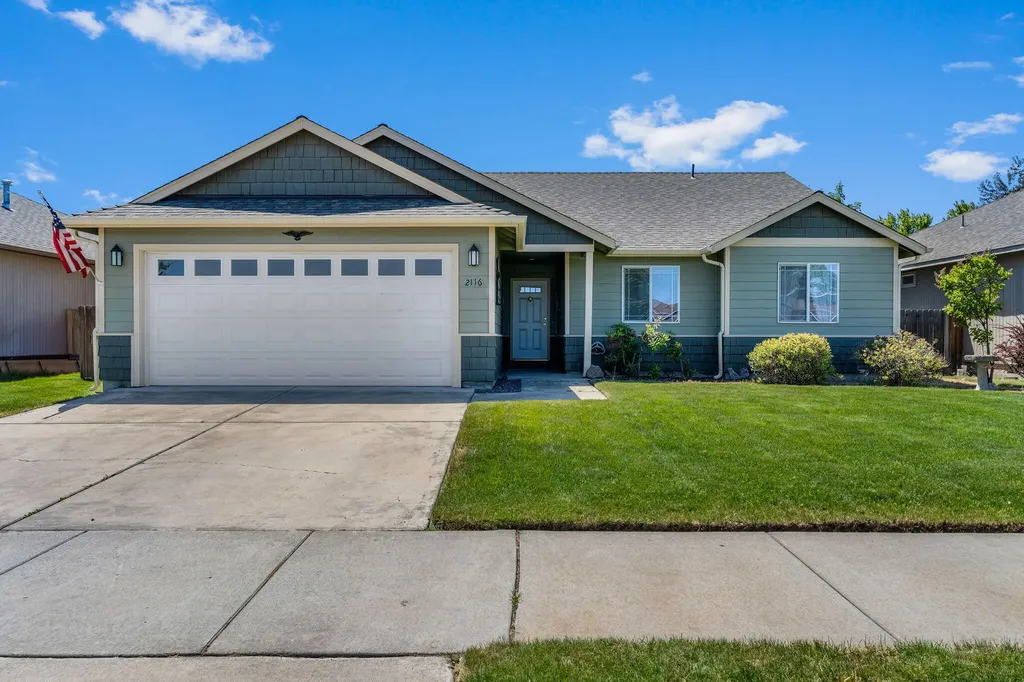 2116 NW Elm Avenue Redmond OR 97756