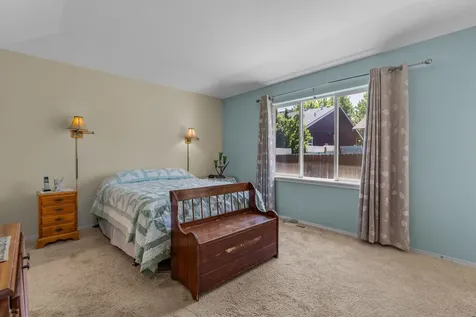 2116 NW Elm Avenue Redmond OR 97756