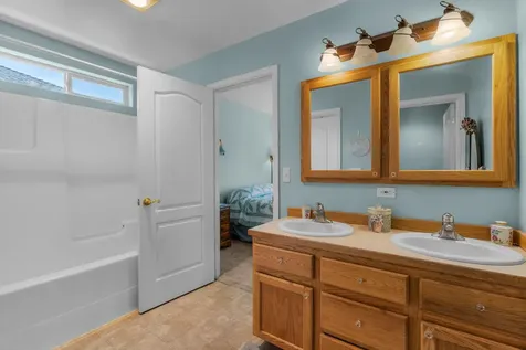 2116 NW Elm Avenue Redmond OR 97756