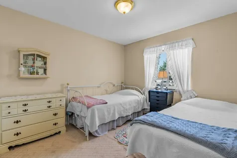 2116 NW Elm Avenue Redmond OR 97756