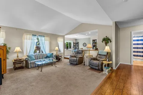 2116 NW Elm Avenue Redmond OR 97756