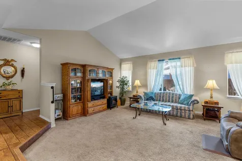2116 NW Elm Avenue Redmond OR 97756