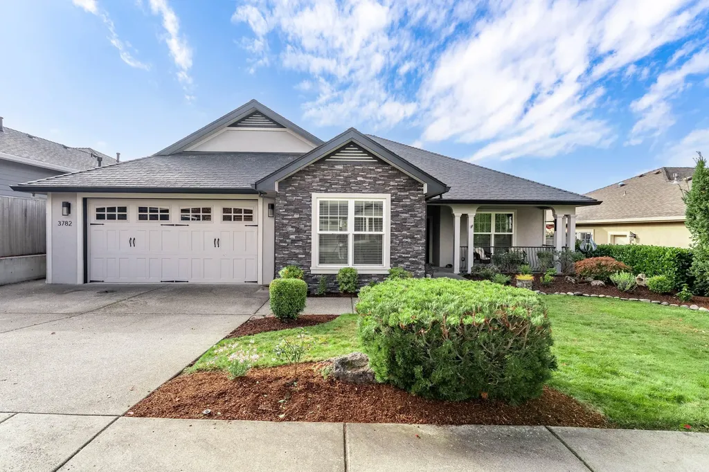 3782 Windgate Street Medford OR 97504