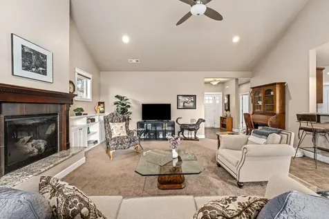 3782 Windgate Street Medford OR 97504
