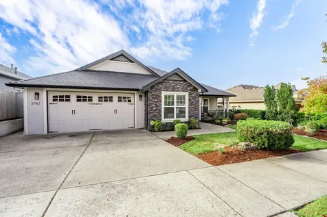 3782 Windgate Street Medford OR 97504