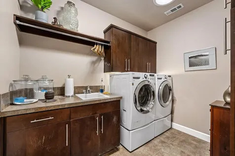 3782 Windgate Street Medford OR 97504