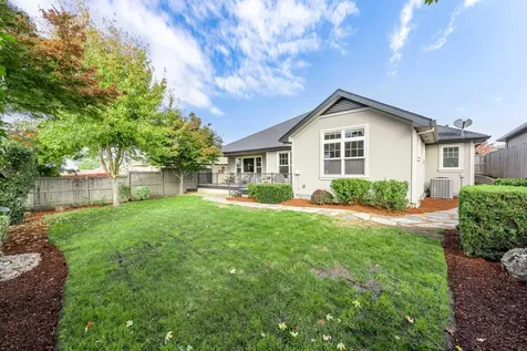 3782 Windgate Street Medford OR 97504