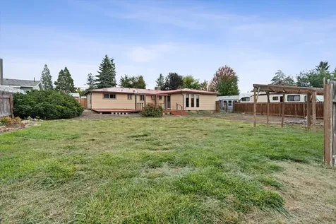 3420 Madison Street Klamath Falls OR 97603