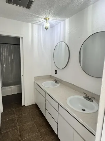 4430 Clinton Avenue Klamath Falls OR 97603
