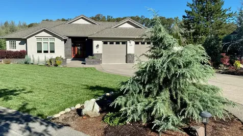 213 Princeville Drive Eagle Point OR 97524
