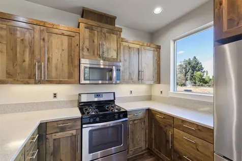 748 NE Vail Lane Bend OR 97701