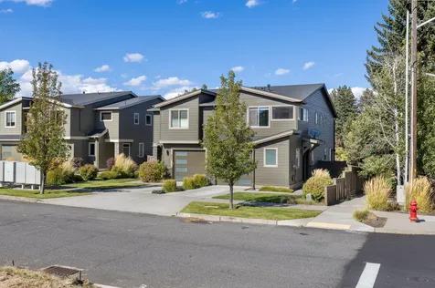 748 NE Vail Lane Bend OR 97701