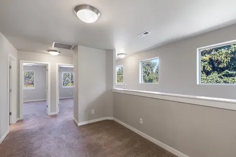 748 NE Vail Lane Bend OR 97701