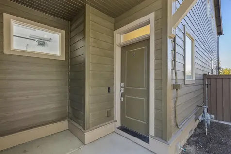 748 NE Vail Lane Bend OR 97701