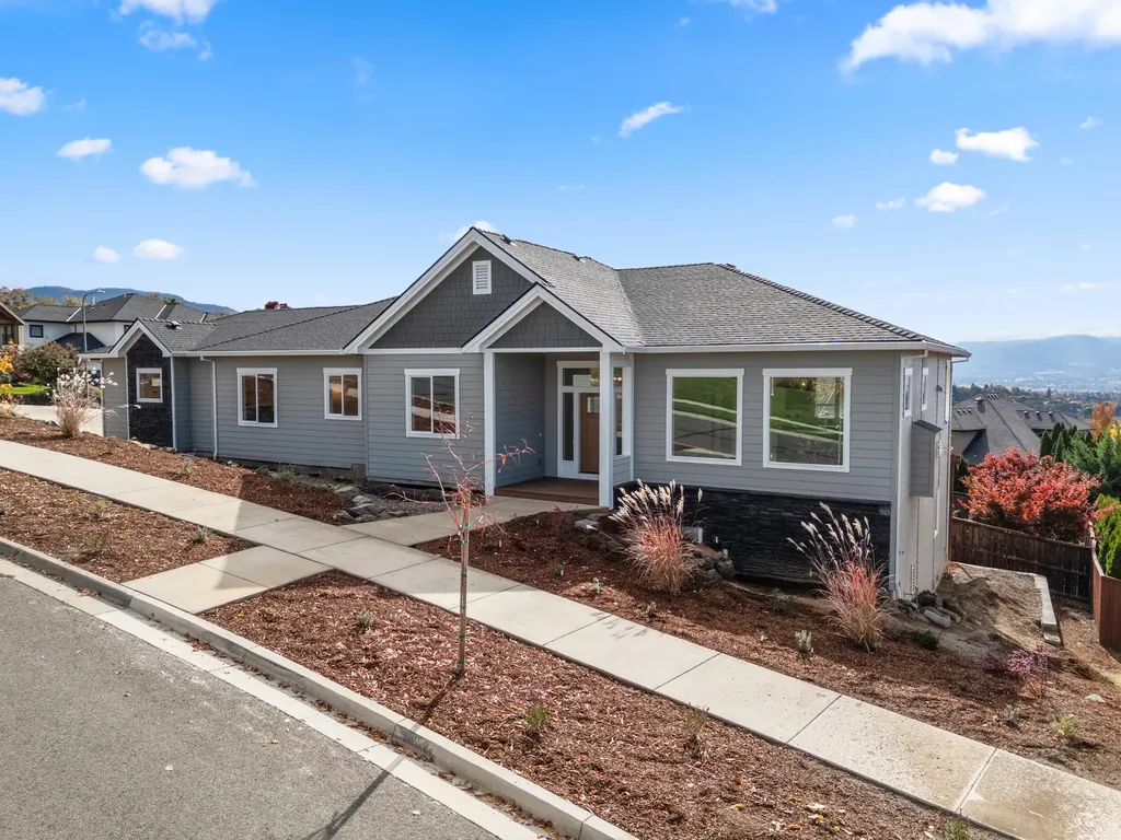 4260 Falcon Ridge Terrace Medford OR 97504