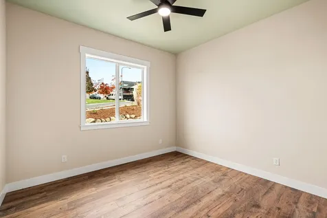 4260 Falcon Ridge Terrace Medford OR 97504