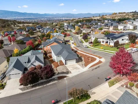 4260 Falcon Ridge Terrace Medford OR 97504