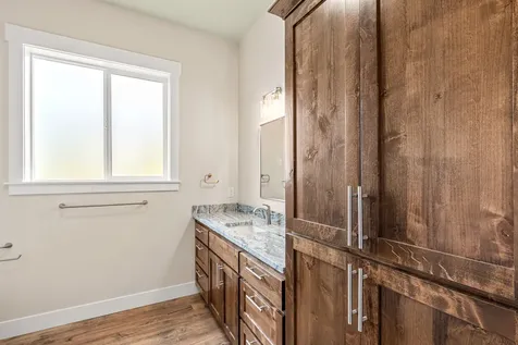 4260 Falcon Ridge Terrace Medford OR 97504