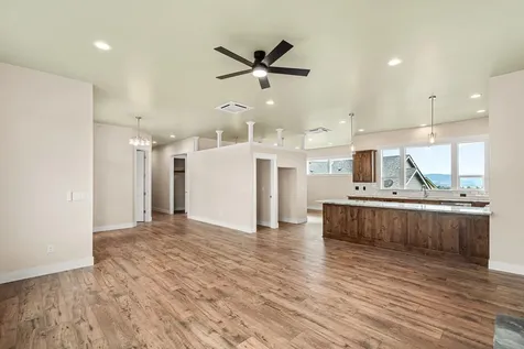 4260 Falcon Ridge Terrace Medford OR 97504