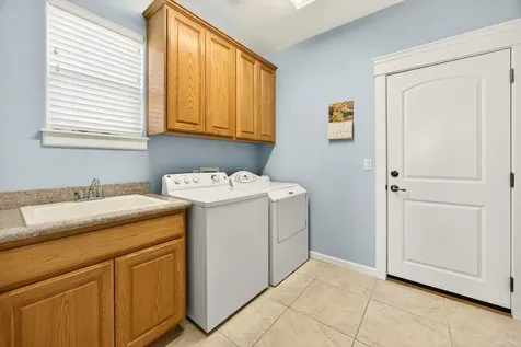 1022 SE Jerrine Street Grants Pass OR 97527