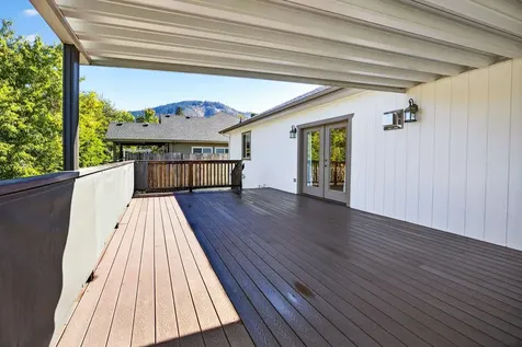 1022 SE Jerrine Street Grants Pass OR 97527